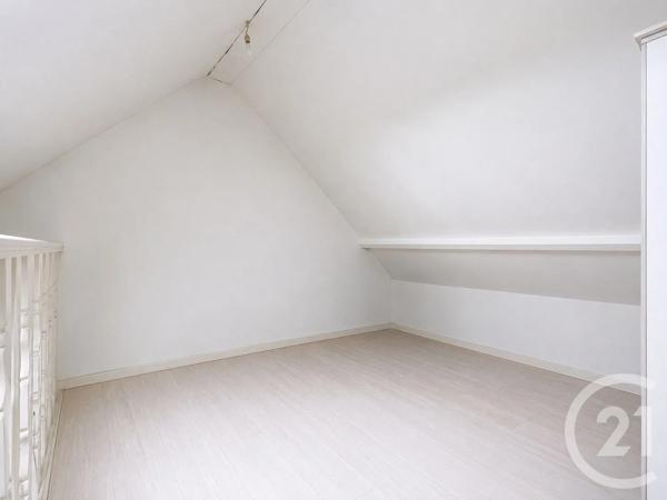 Immeuble à vendre  185,77 m 2   ETAPLES  - 62