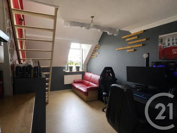 Immeuble à vendre  185,77 m 2   ETAPLES  - 62