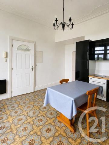 Immeuble à vendre  185,77 m 2   ETAPLES  - 62
