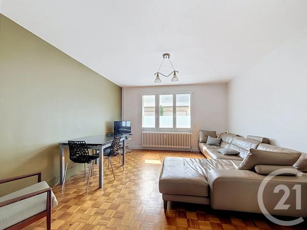 Appartement Local à vendre  2 pièces - 54,33 m 2   COMPIEGNE  - 60