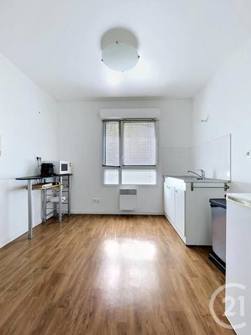 Appartement Local à vendre  2 pièces - 54,33 m 2   COMPIEGNE  - 60