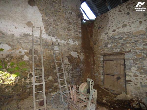 A VENDRE Maison à restaurer SAINT SAUVEUR-LENDELIN dans la Manche (50)
Maison à restaurer, 120...