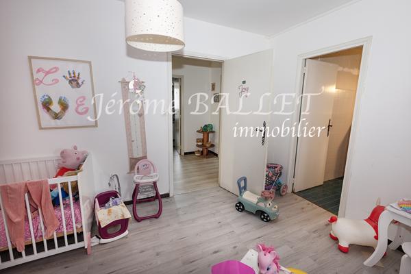 Maison 21 pièces - 860 m² Exclusivité efficity