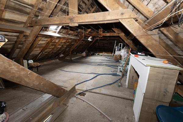 Maison
         21 pièces
        - 860 m² Exclusivité 140 000 € *
