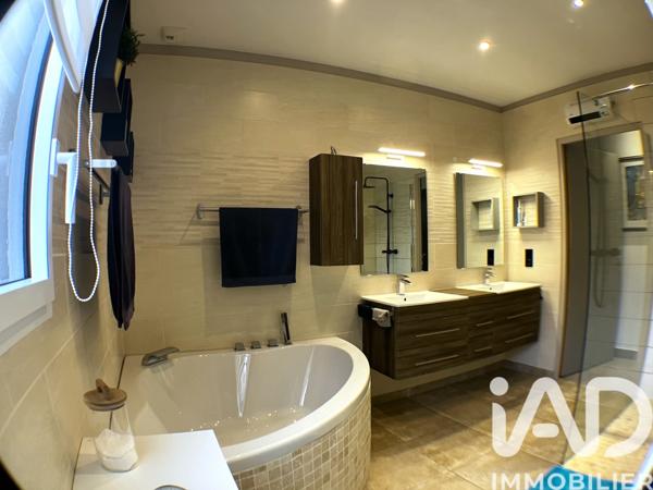 Maison à vendre 4 pièces 117 m² Locoal-Mendon