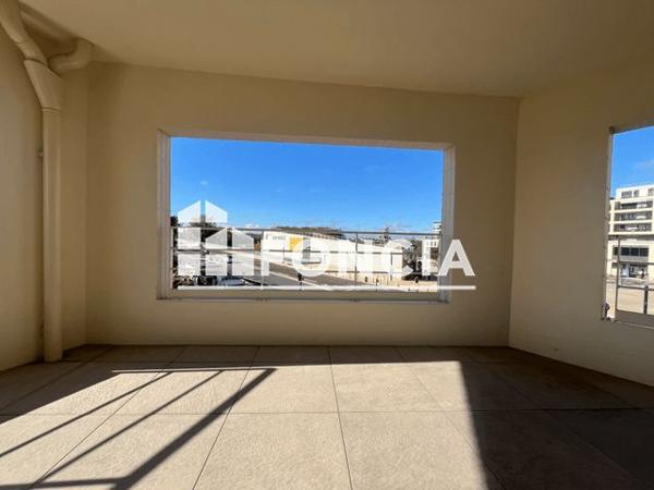 Location Appartement 4 pièces 85.3 m² - 11 BOULEVARD JOLIOT CURIE Bordeaux 33100