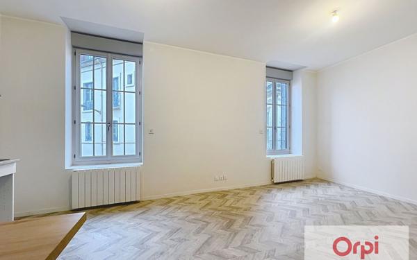 Appartement à louer    3 pièces •  Montluçon