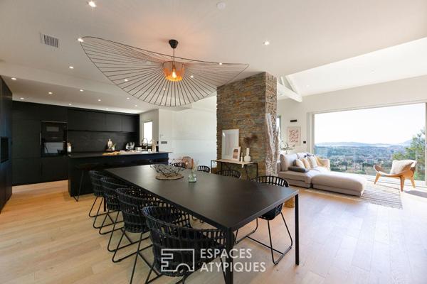 Villa vue rade sur les pentes du Faron