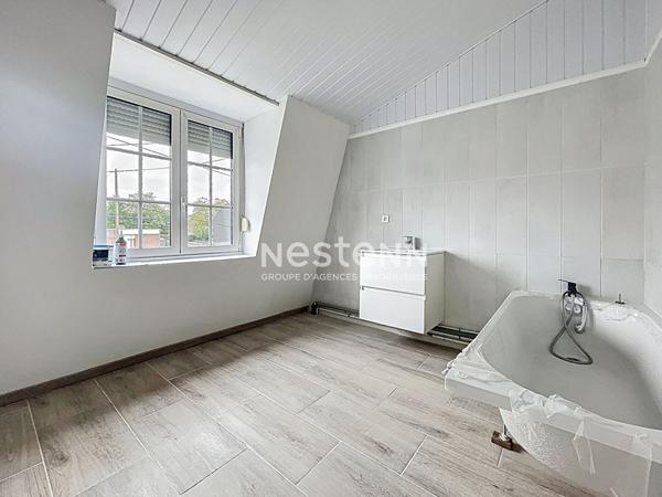 Maison semi-individuelle - 93m² - 3 chambres - jardin - garage - aucun travaux à prévoir