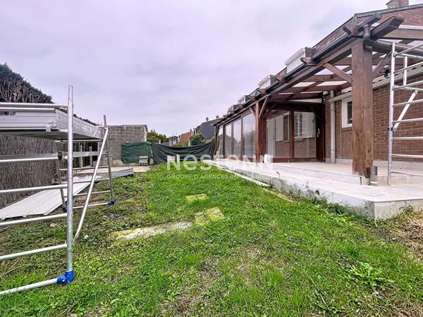 Maison semi-individuelle - 93m² - 3 chambres - jardin - garage - aucun travaux à prévoir