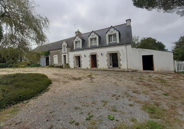 Maison à vendre à Pluméliau-Bieuzy dans le Morbihan (56930), ref : 063-446