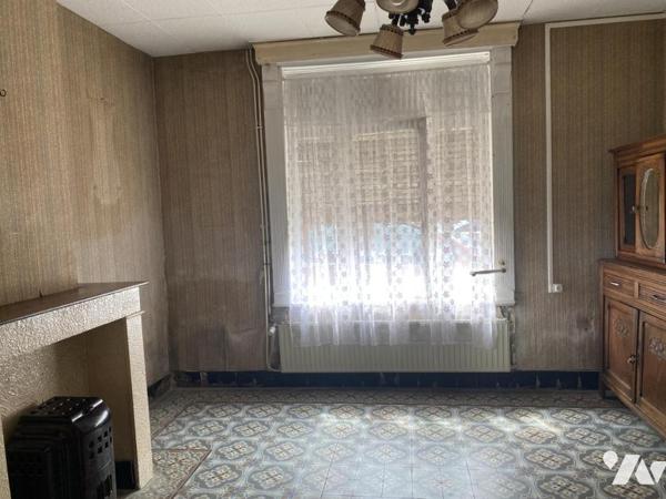 A vendre ANNOEULLIN maison de ville à rénover 