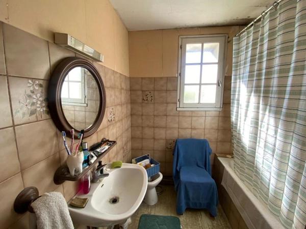 Maison à vendre |  Salles-d'Angles |  3 pièces | 87 m²