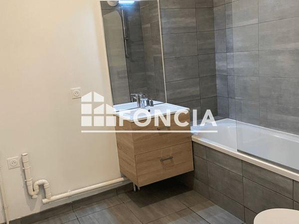 Location Appartement 2 pièces 40.2 m² - 36 - 40 - 44 RUE DE LONDRES Lens 62300