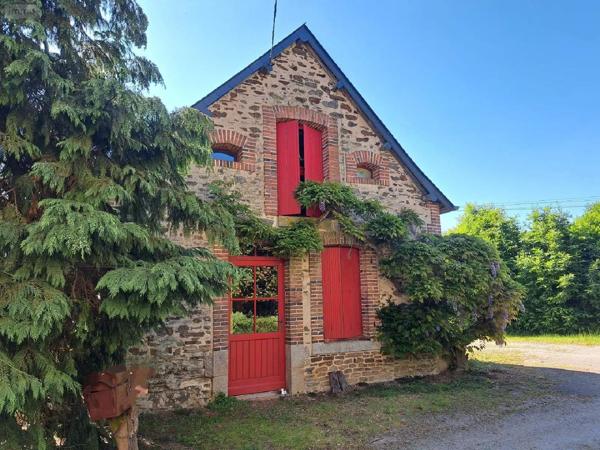 Achat - Propriété Livré-la-Touche 53400 11 pièces 320 m 2 21400 m 2