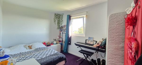 Maison bois sous décennale avec SPA  Calme absolu, environnement dexception, vue campagne et mer, proche bourg et plage !