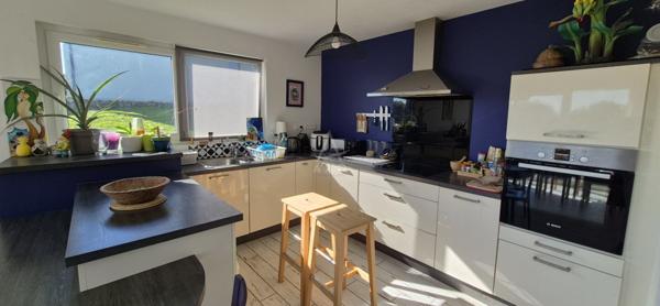 Maison bois sous décennale avec SPA  Calme absolu, environnement dexception, vue campagne et mer, proche bourg et plage !