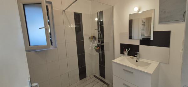 Maison bois sous décennale avec SPA  Calme absolu, environnement dexception, vue campagne et mer, proche bourg et plage !