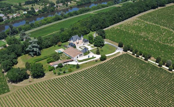 Ancienne seigneurie et son vignoble