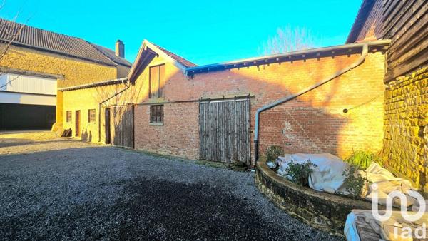 Grange 10 pièces de 340 m² à La Francheville (08000)