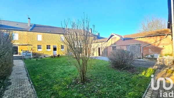 Grange 10 pièces de 340 m² à La Francheville (08000)