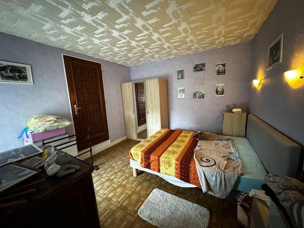 Maison individuelle à vendre à Saint-Martin-du-Tertre dans l'Yonne (89100), ref : 89062-4