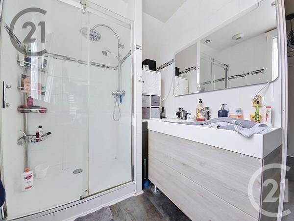 Maison à vendre  5 pièces - 102,52 m 2   CORMONTREUIL  - 51