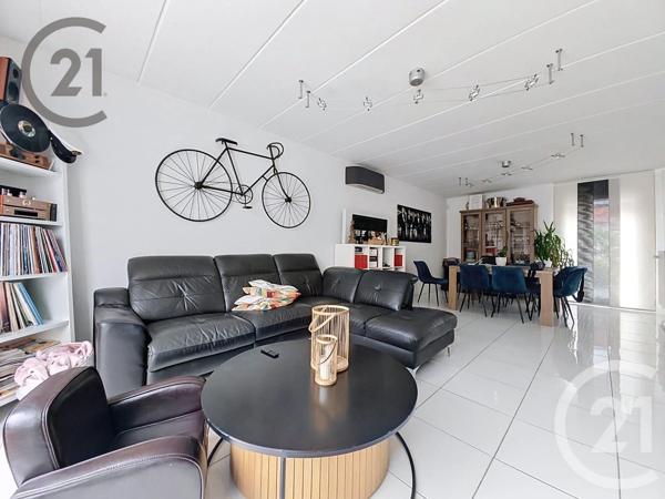 Maison à vendre  5 pièces - 102,52 m 2   CORMONTREUIL  - 51