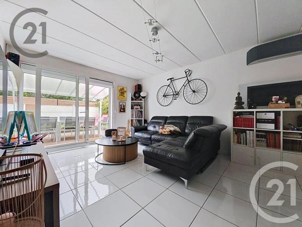 Maison à vendre  5 pièces - 102,52 m 2   CORMONTREUIL  - 51