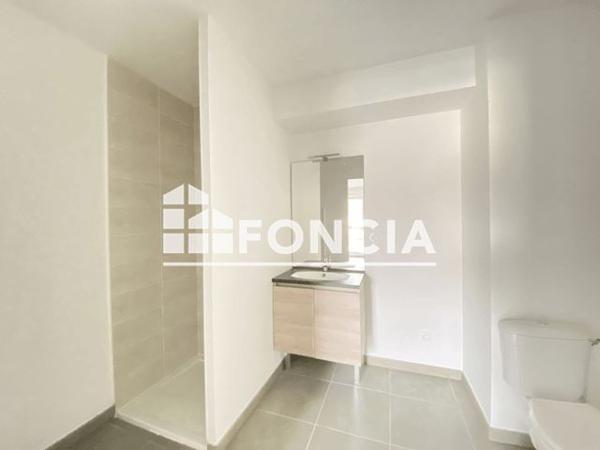 Location Appartement 2 pièces 39.6 m² - 71 RUE DE BEAUPEYRAS RESIDENCE UNIK Clermont-ferrand 63100