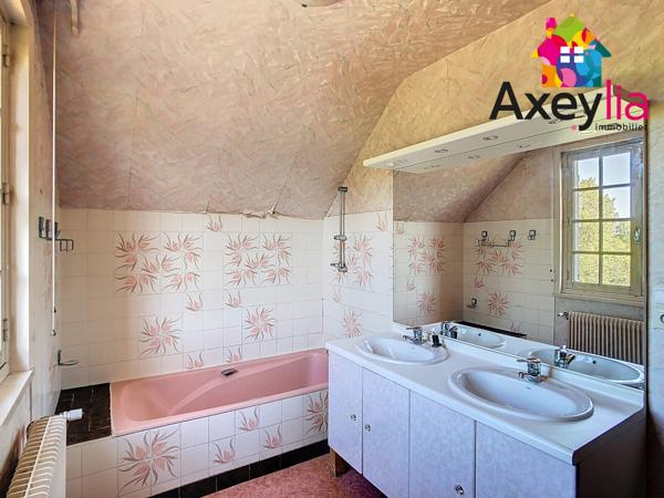 Le Coteau (42120) A VENDRE - A 5 MIN DU COTEAU - MAISON 5 CHAMBRES AVEC TERRAIN