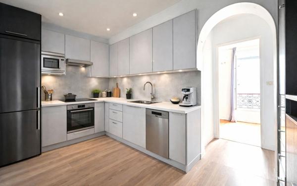 Appartement à vendre    2 pièces • 38,75 m2 Paris 18