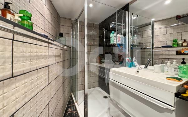 Maison à vendre    3 pièces •  La Crau