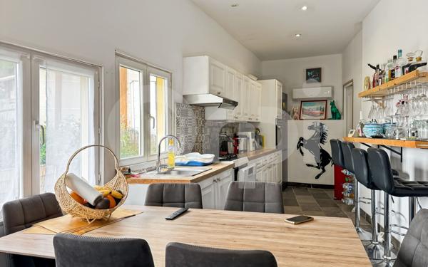 Maison à vendre    3 pièces •  La Crau