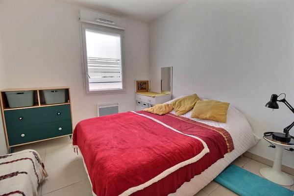 MARSEILLE 9 - SECTEUR BD MICHELET - VASTE TERRASSE - 3 CHAMBRES - ASCENSEUR - CALME - LUMINEUX -