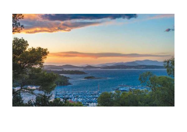 Choisissez vite le meilleur appartement dans cette magnifique future résidence à Hyères. Hyères (83400)