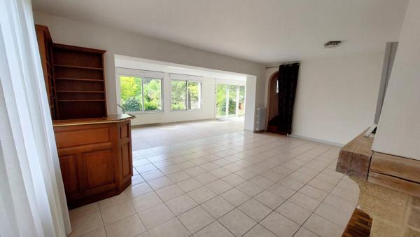À vendre - Maison traditionnelle, 5 pièces située à Vouzon (41600)