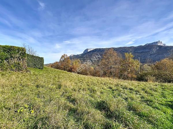 Annecy-Le-Vieux _ Terrain constructible à vendre, d'environ 1200 m²