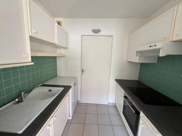 Appartement 3 pièces                                        - 44200 Nantes Réf : 12422