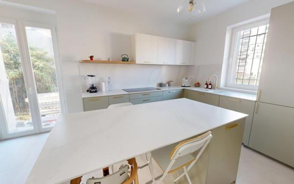 Maison à vendre    8 pièces • 169,64 m2 Asnières-sur-Seine