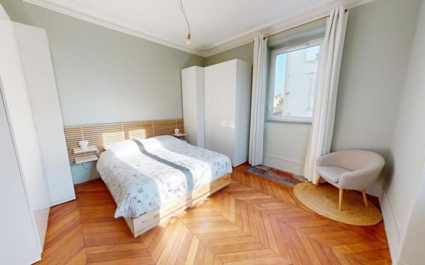 Maison à vendre    8 pièces • 169,64 m2 Asnières-sur-Seine