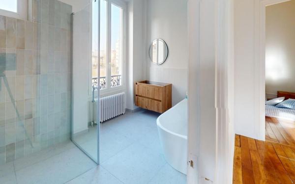 Maison à vendre    8 pièces • 169,64 m2 Asnières-sur-Seine