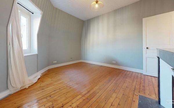 Maison à vendre    8 pièces • 169,64 m2 Asnières-sur-Seine