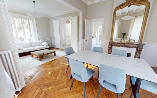 Maison à vendre    8 pièces • 169,64 m2 Asnières-sur-Seine