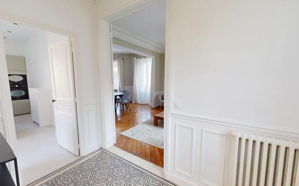 Maison à vendre    8 pièces • 169,64 m2 Asnières-sur-Seine