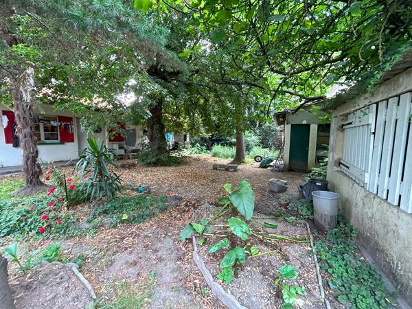 Immeuble 30 pièces 562 m2