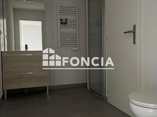 Location Appartement 3 pièces 54.3 m² - 705 ROUTE DE BEL AIR Montfavet 84140