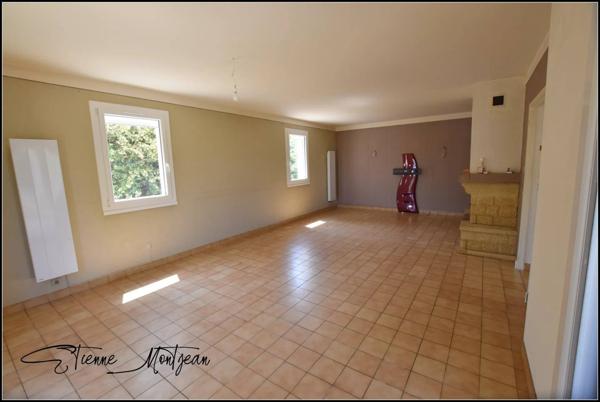 Maison à CONCORES 88 m², 2 chambres, garage terrain 3000 m² au calme.