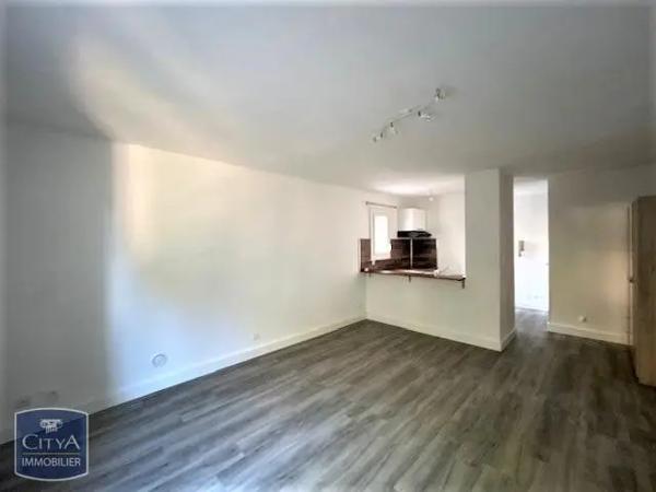 Appartement à louer 1 pièce 32.74m²
