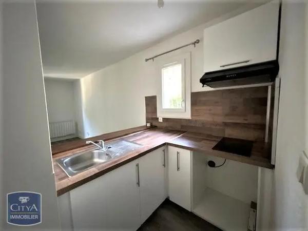 Appartement à louer 1 pièce 32.74m²